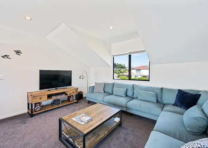 Ironside Lakeview Townhouse 度假居