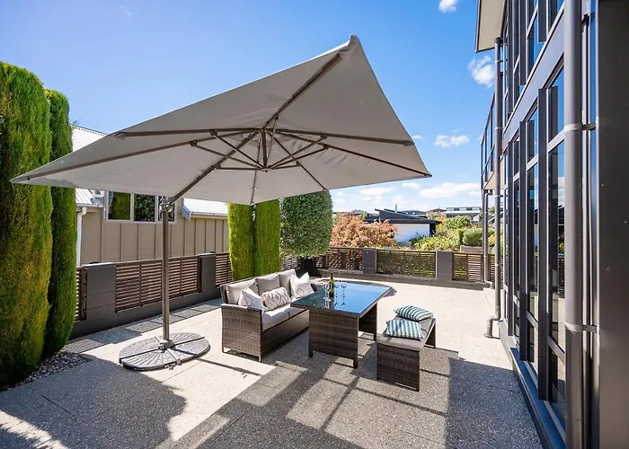 Ironside Lakeview Townhouse 瓦纳卡
